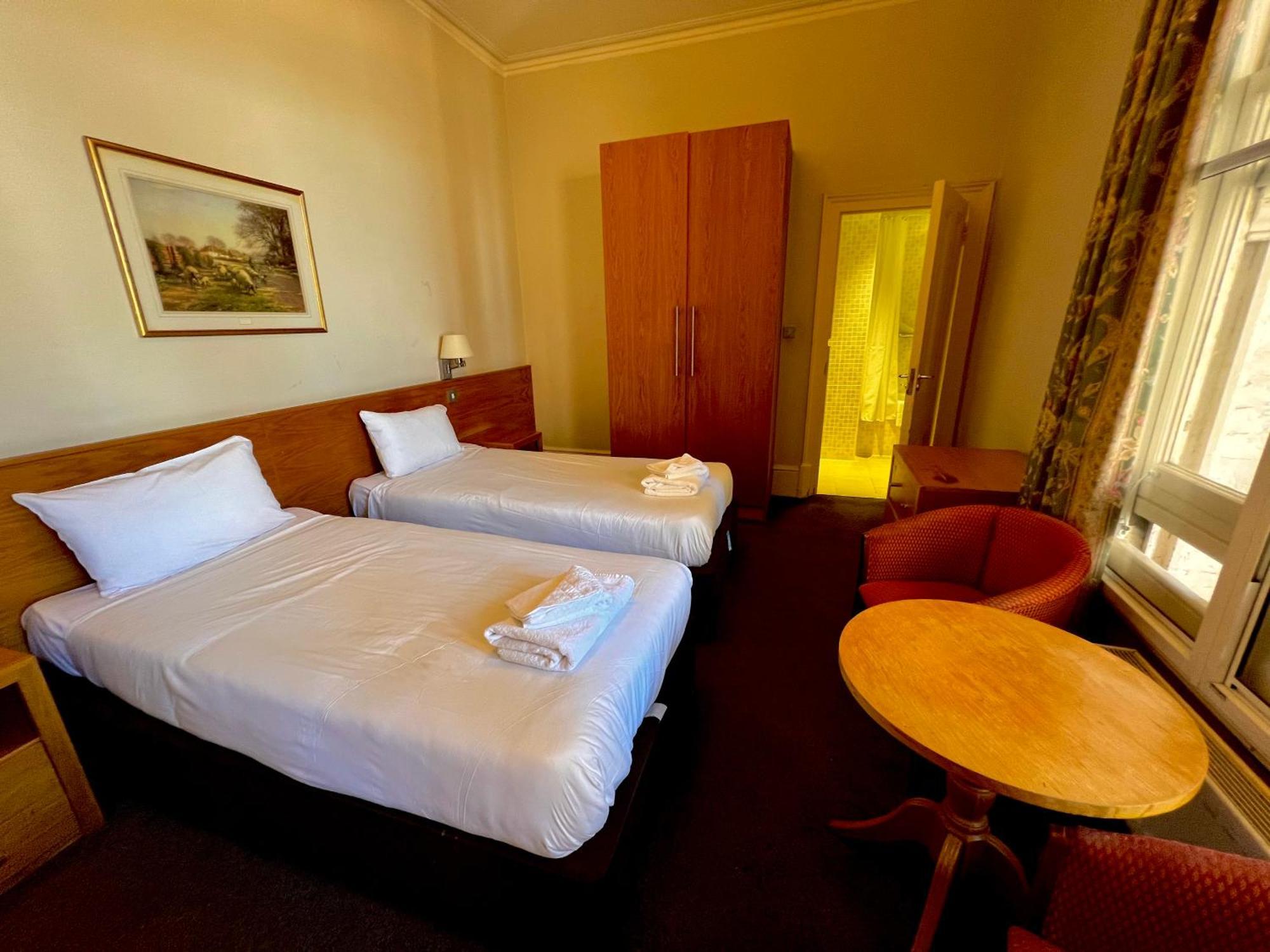 Cavendish Hotel Eastbourne Eksteriør bilde